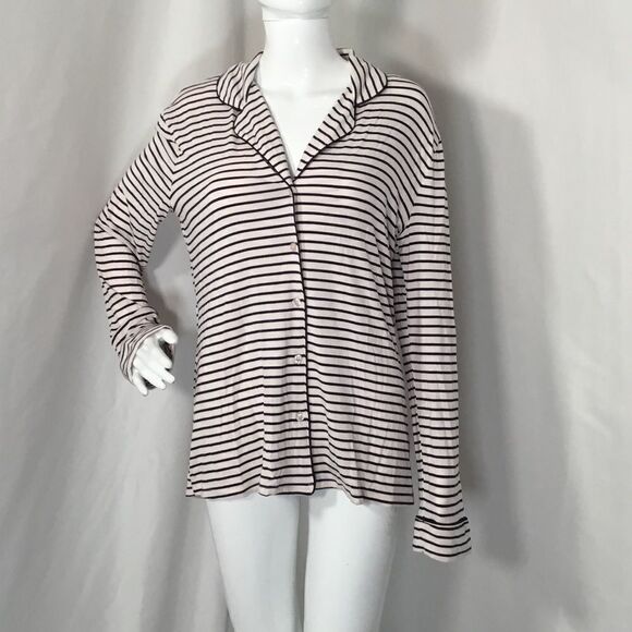 Nordstrom Lingerie Pajama Button Down Top (UC1) - Picture 2 of 7